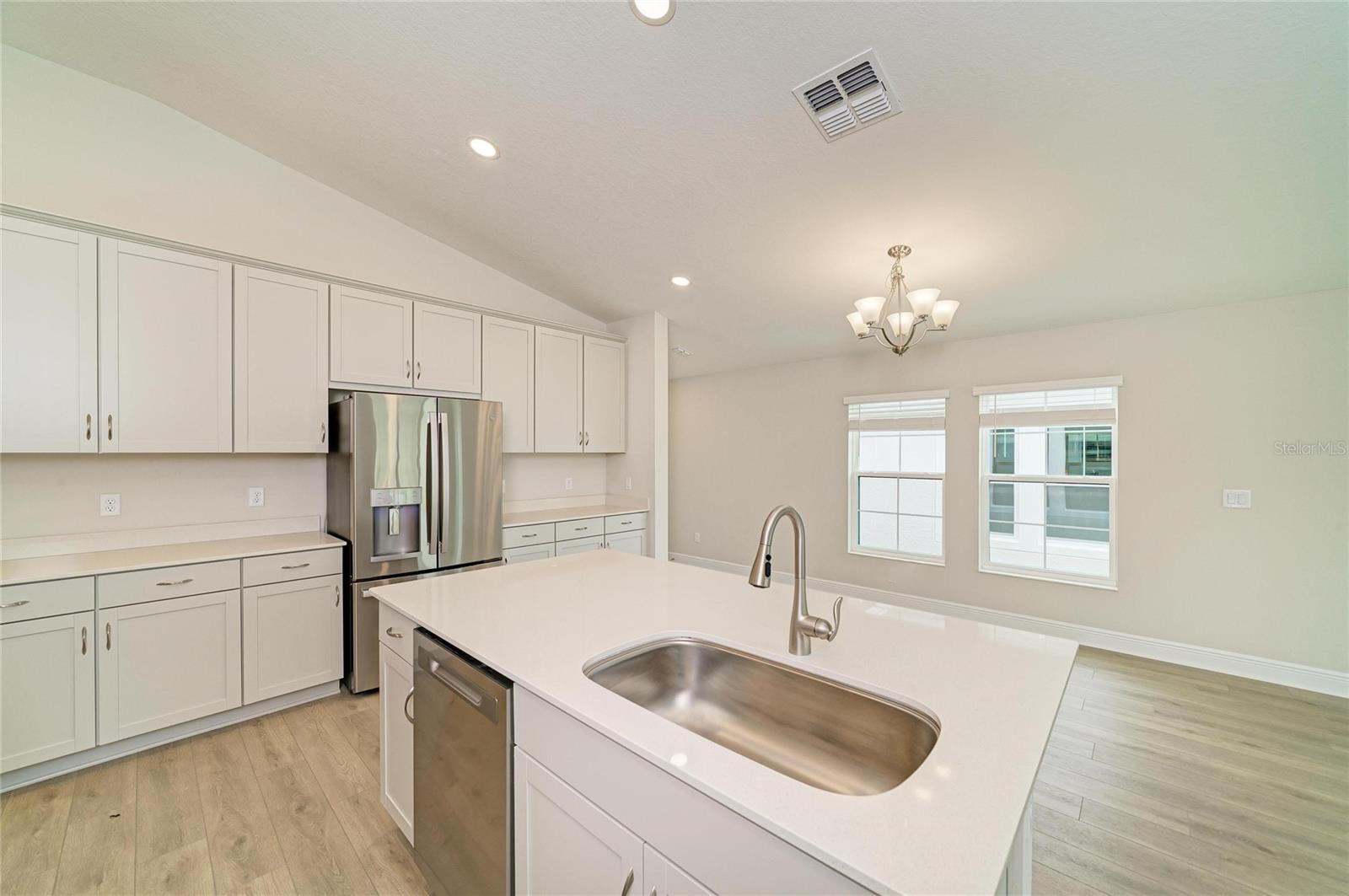 12365 OAK  HILL WAY — photo 16