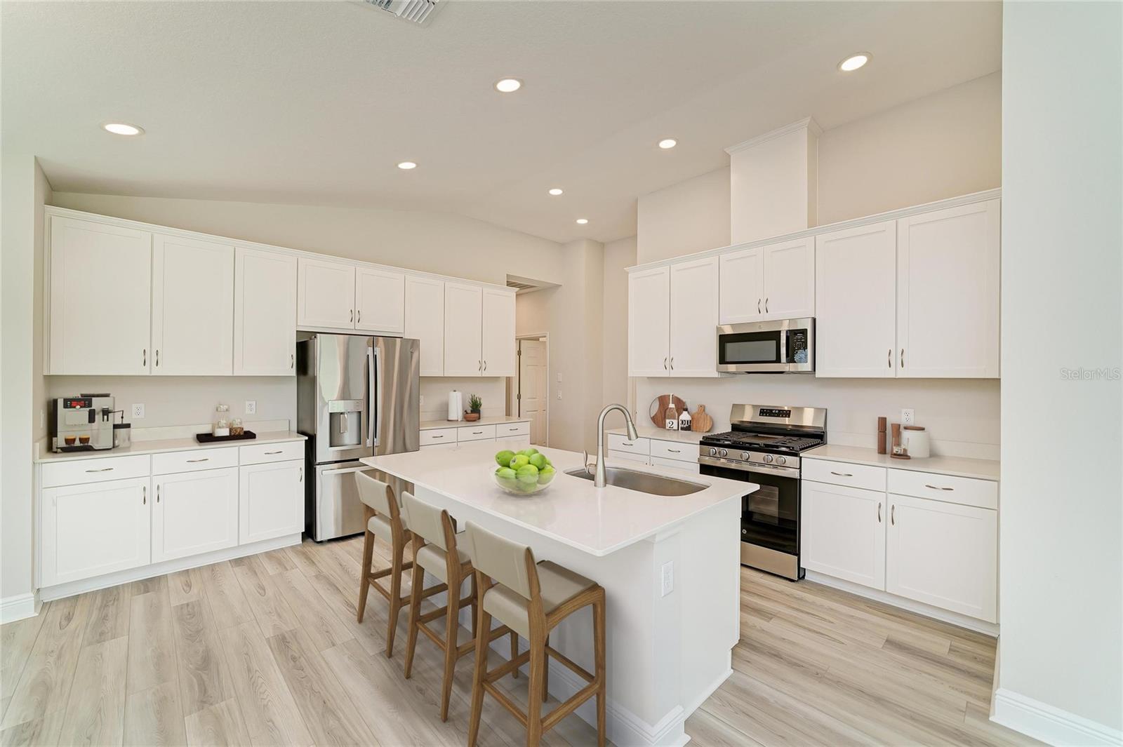 12361 OAK  HILL WAY — photo 2