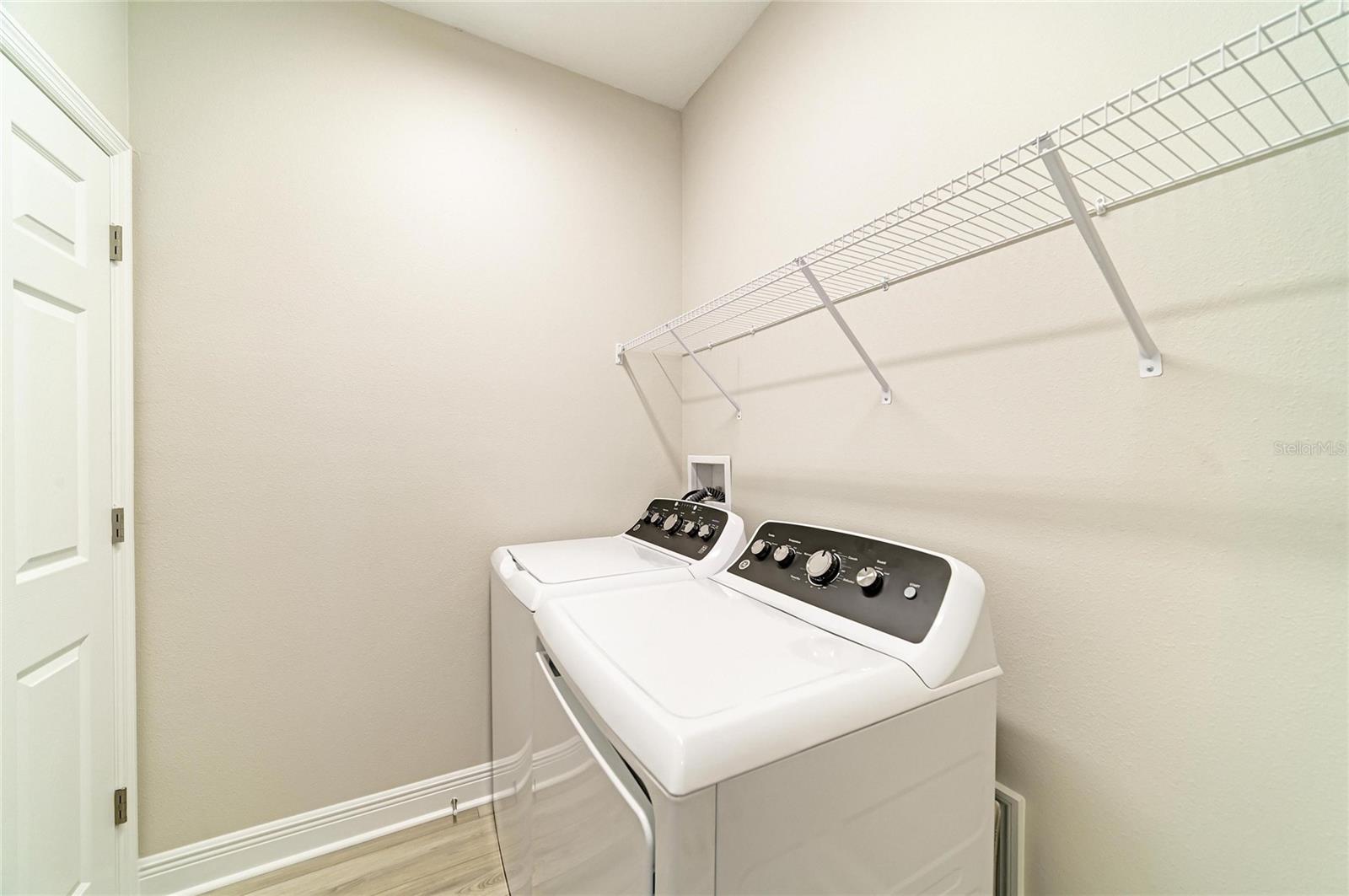 12361 OAK  HILL WAY — photo 29