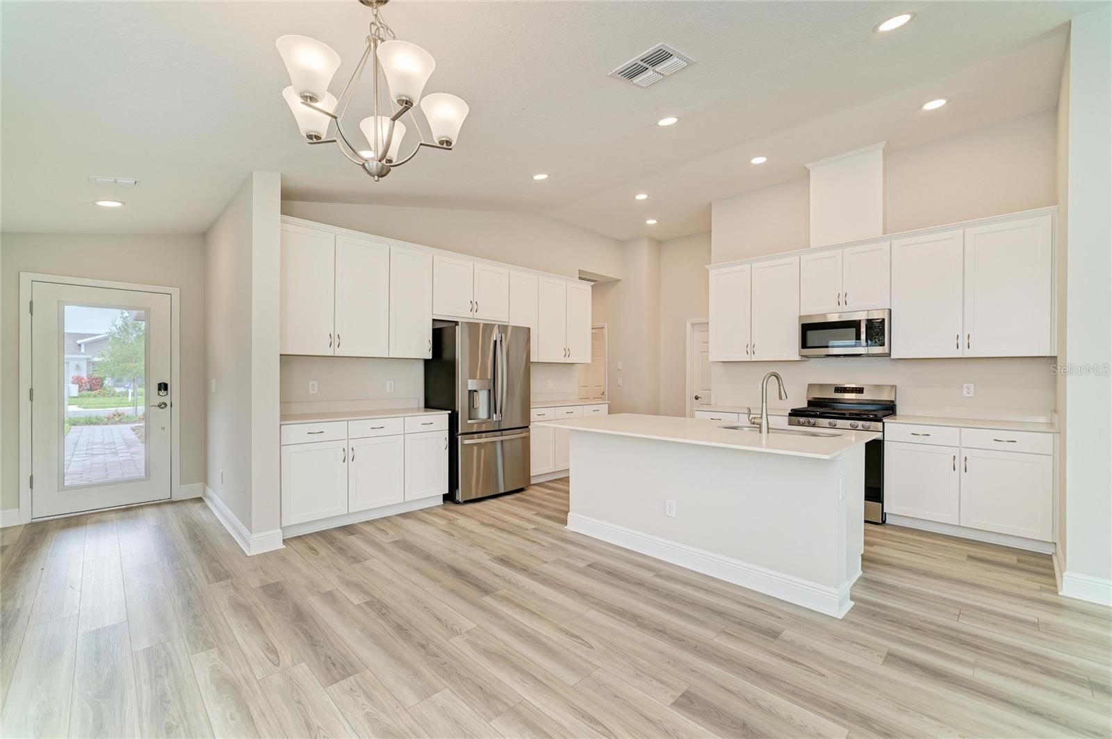 12361 OAK  HILL WAY — photo 17