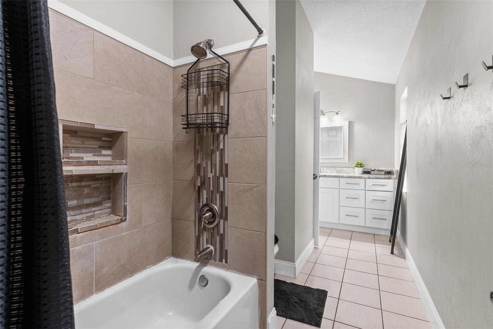 12106 SHADY FOREST DR — photo 15