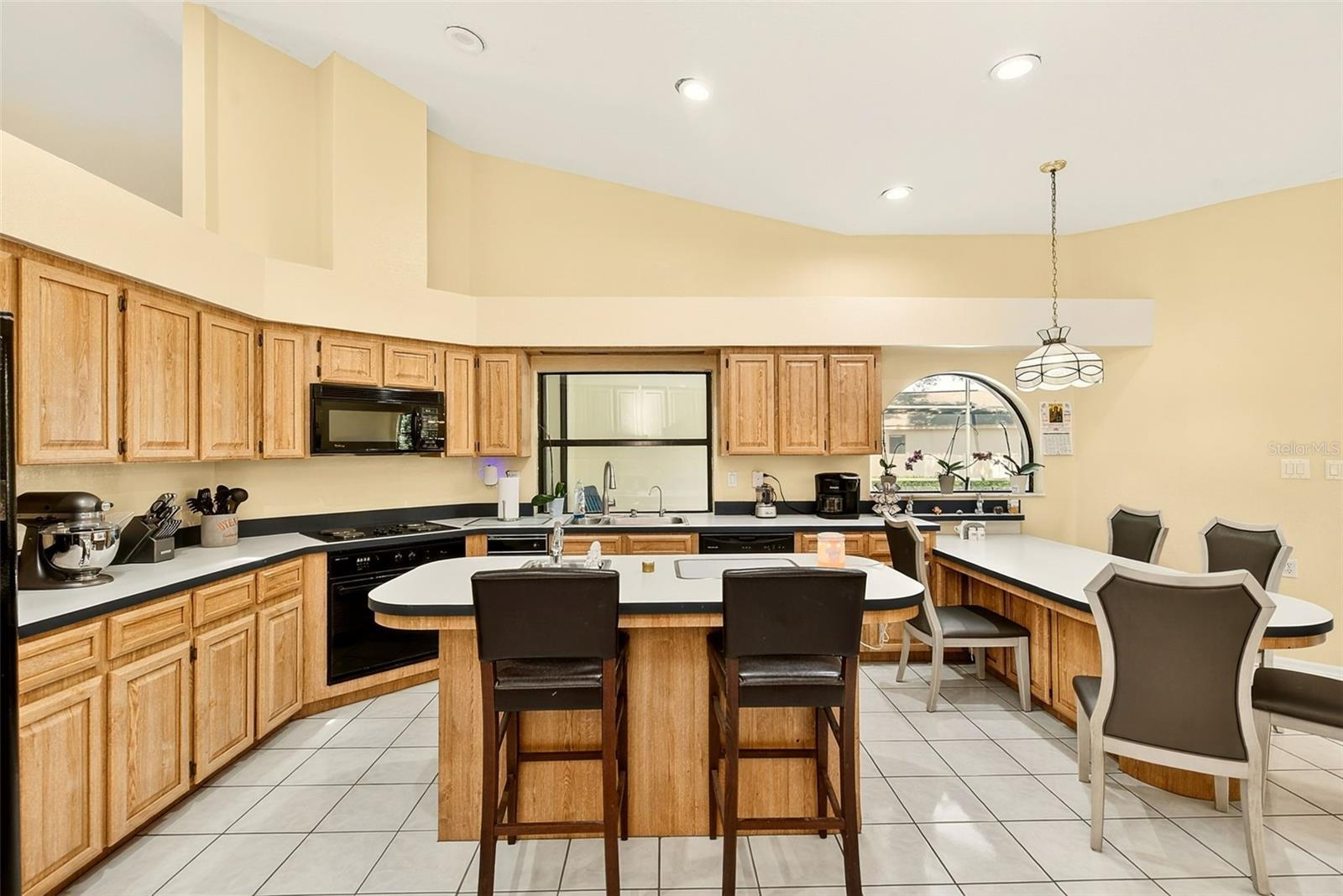 9757 HERMOSILLO DR — photo 15