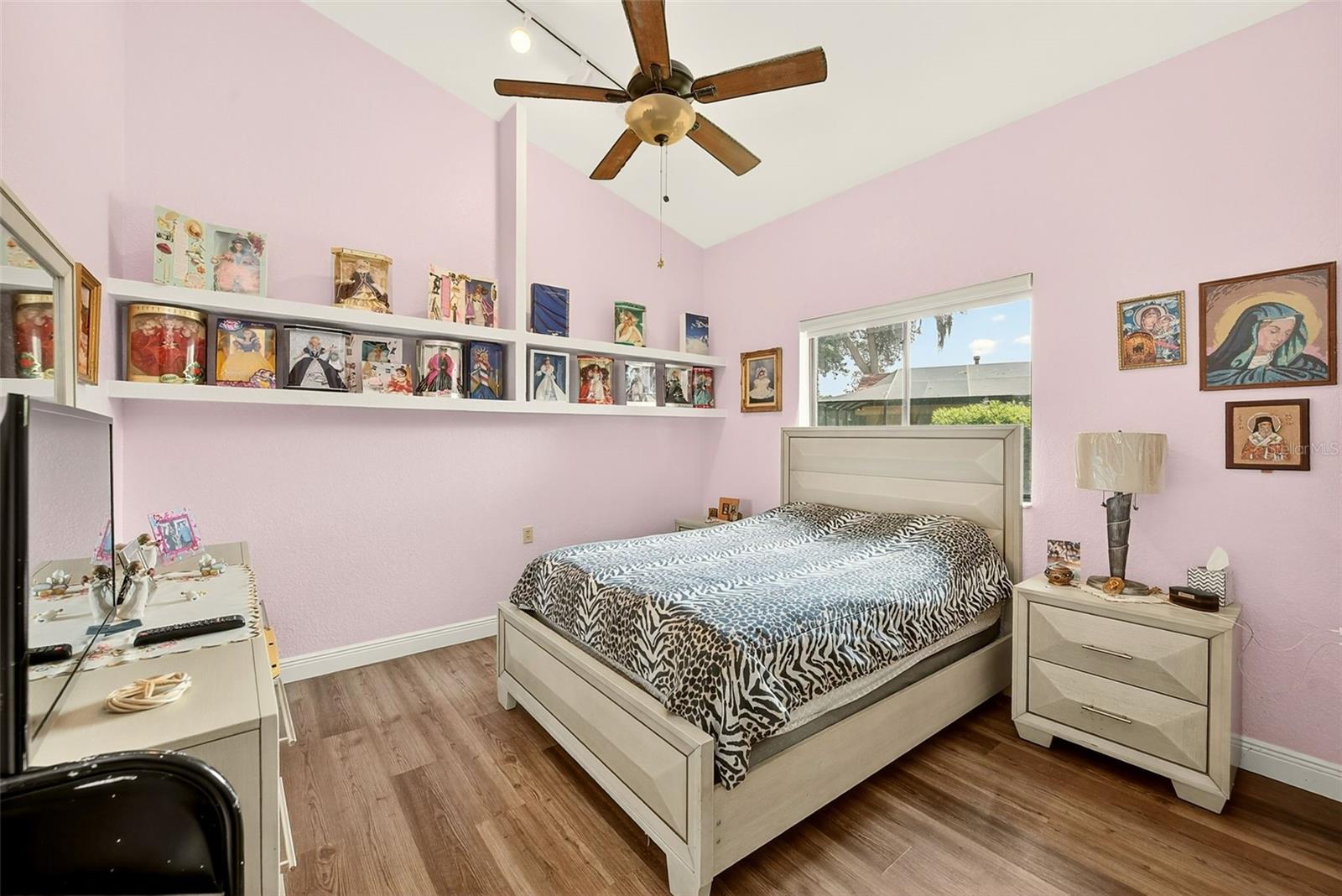 9757 HERMOSILLO DR — photo 35