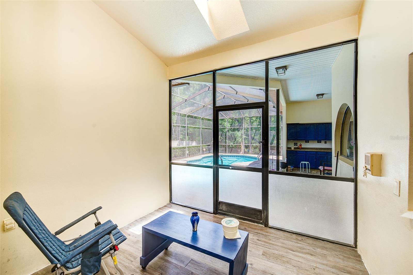 9757 HERMOSILLO DR — photo 37