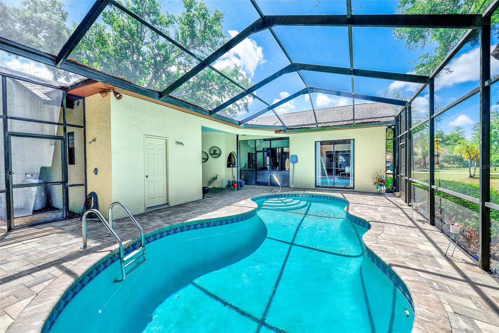 9757 HERMOSILLO DR — photo 43