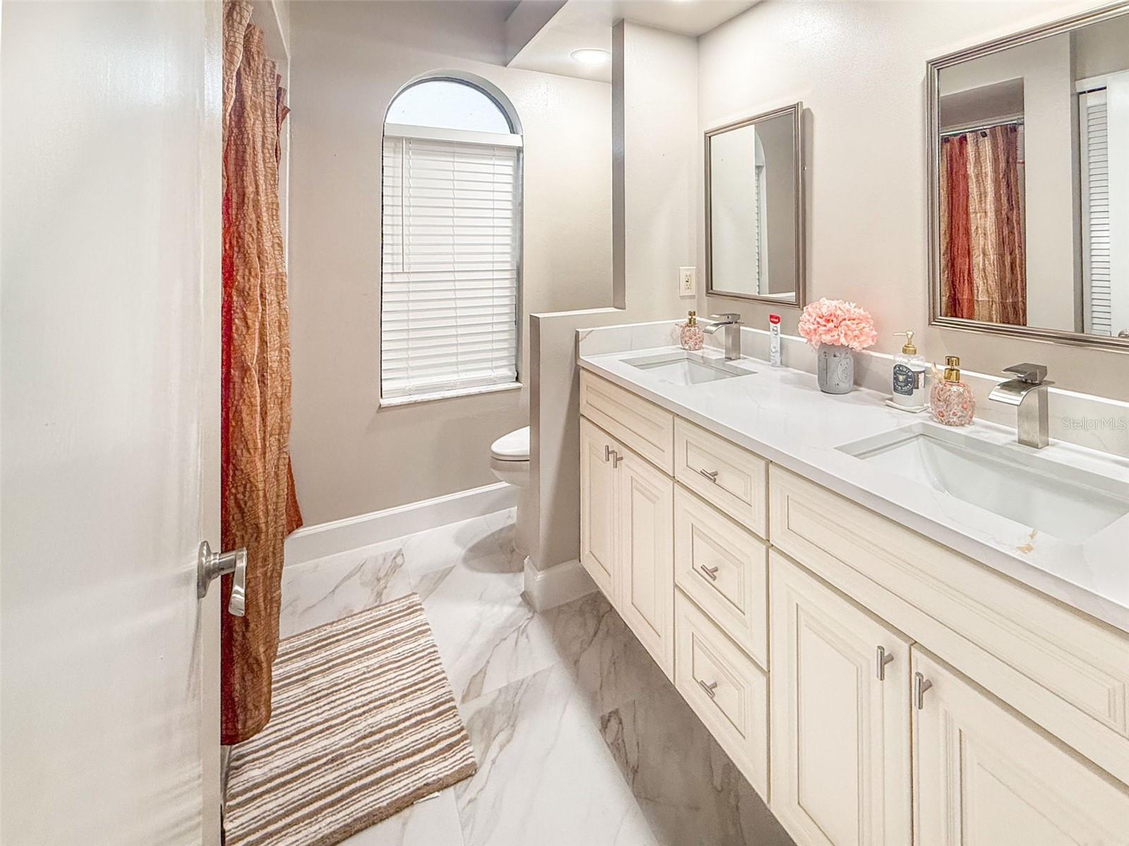 9757 HERMOSILLO DR — photo 34