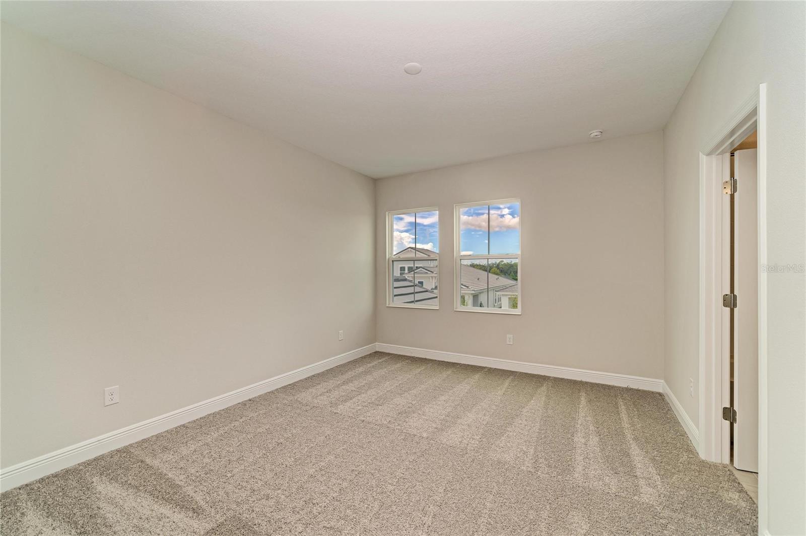 10316 LONGMEADOW AVE — photo 25