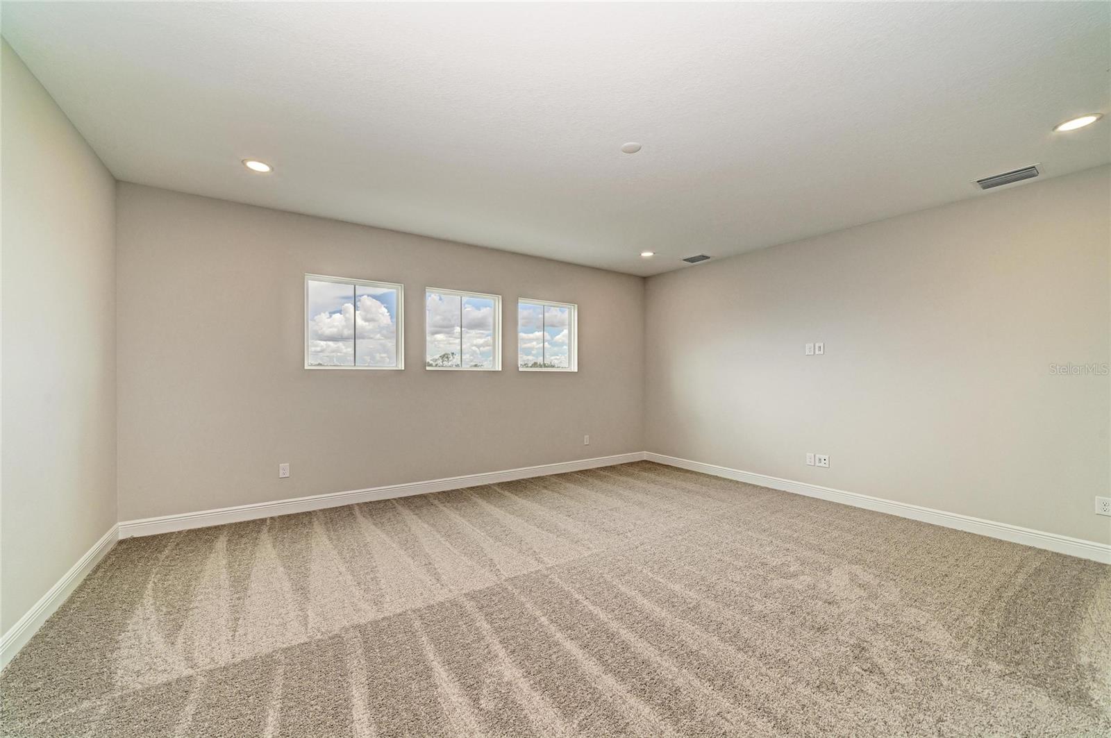 10316 LONGMEADOW AVE — photo 38