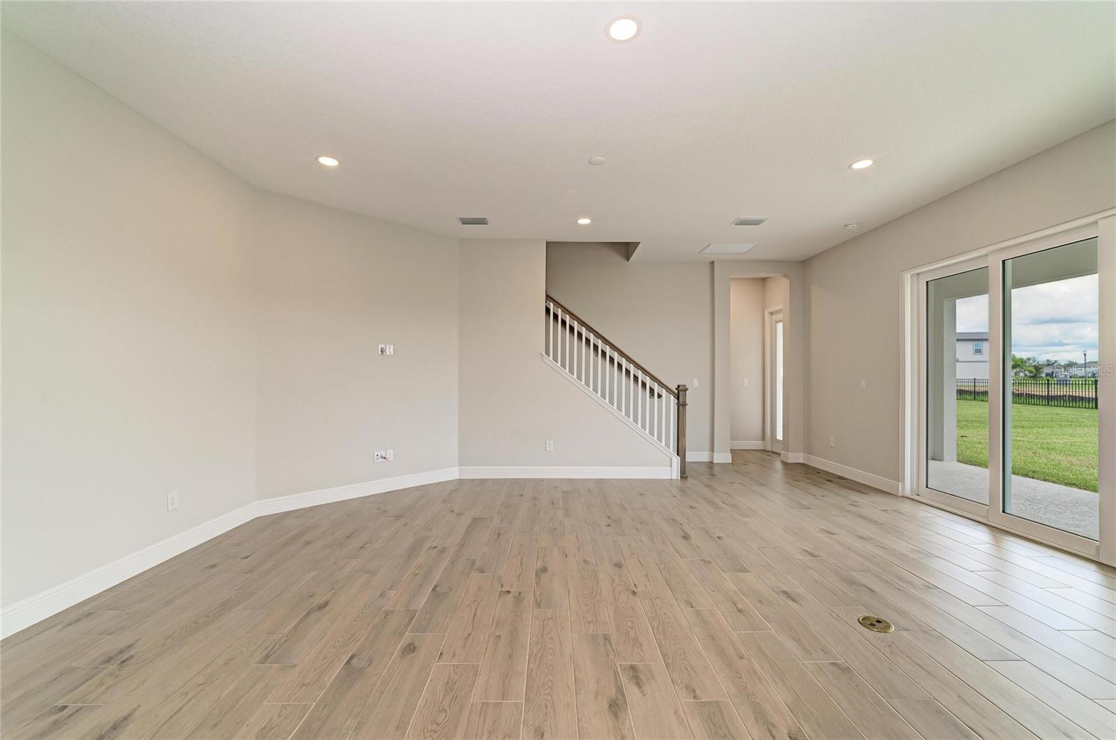 10316 LONGMEADOW AVE — photo 21