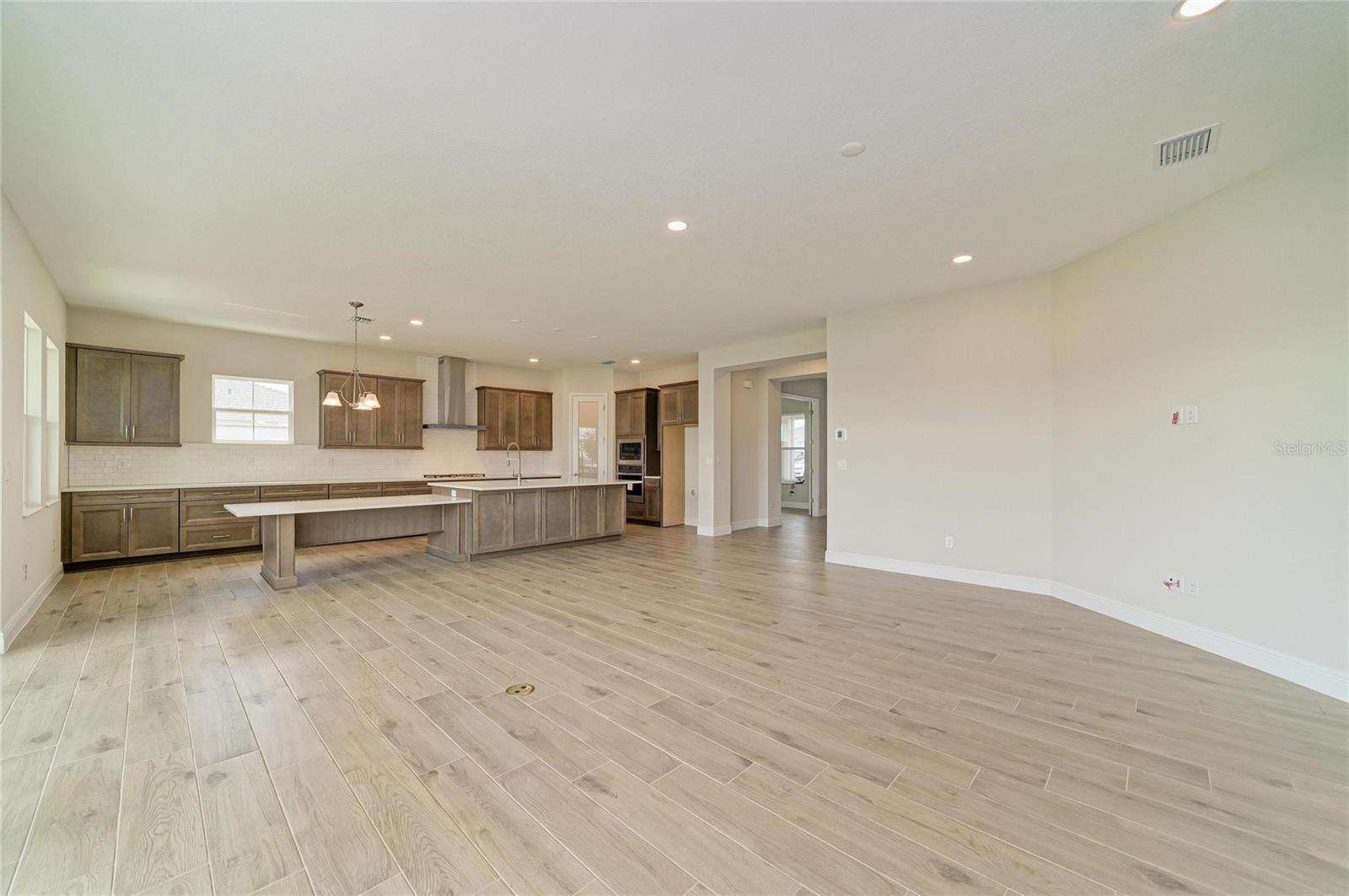 10316 LONGMEADOW AVE — photo 23
