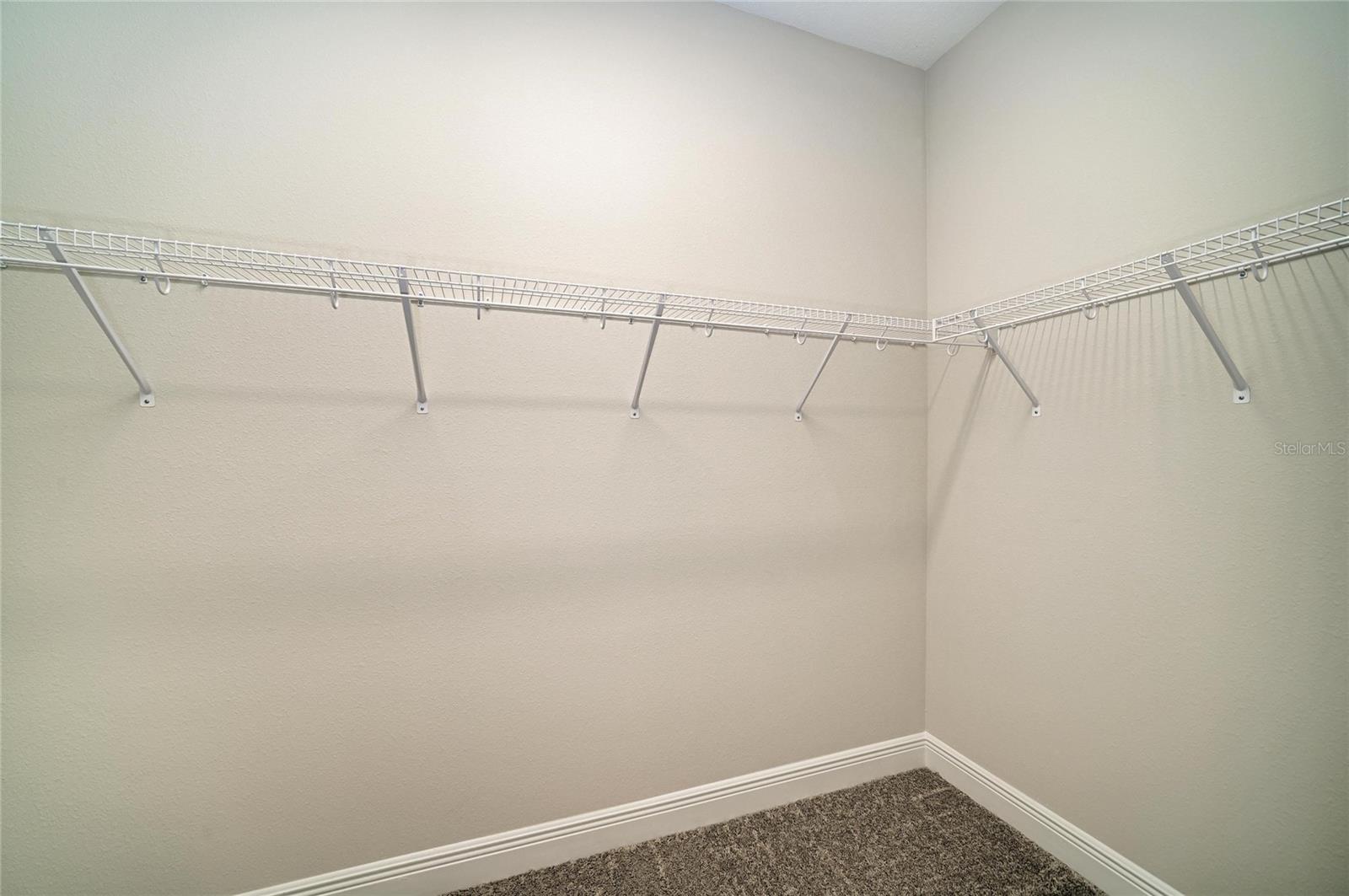 9806 LEAF GREEN LN — photo 9