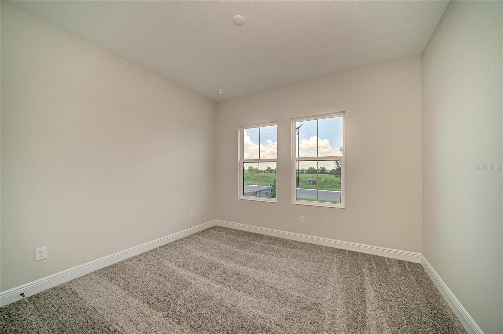 9806 LEAF GREEN LN — photo 23
