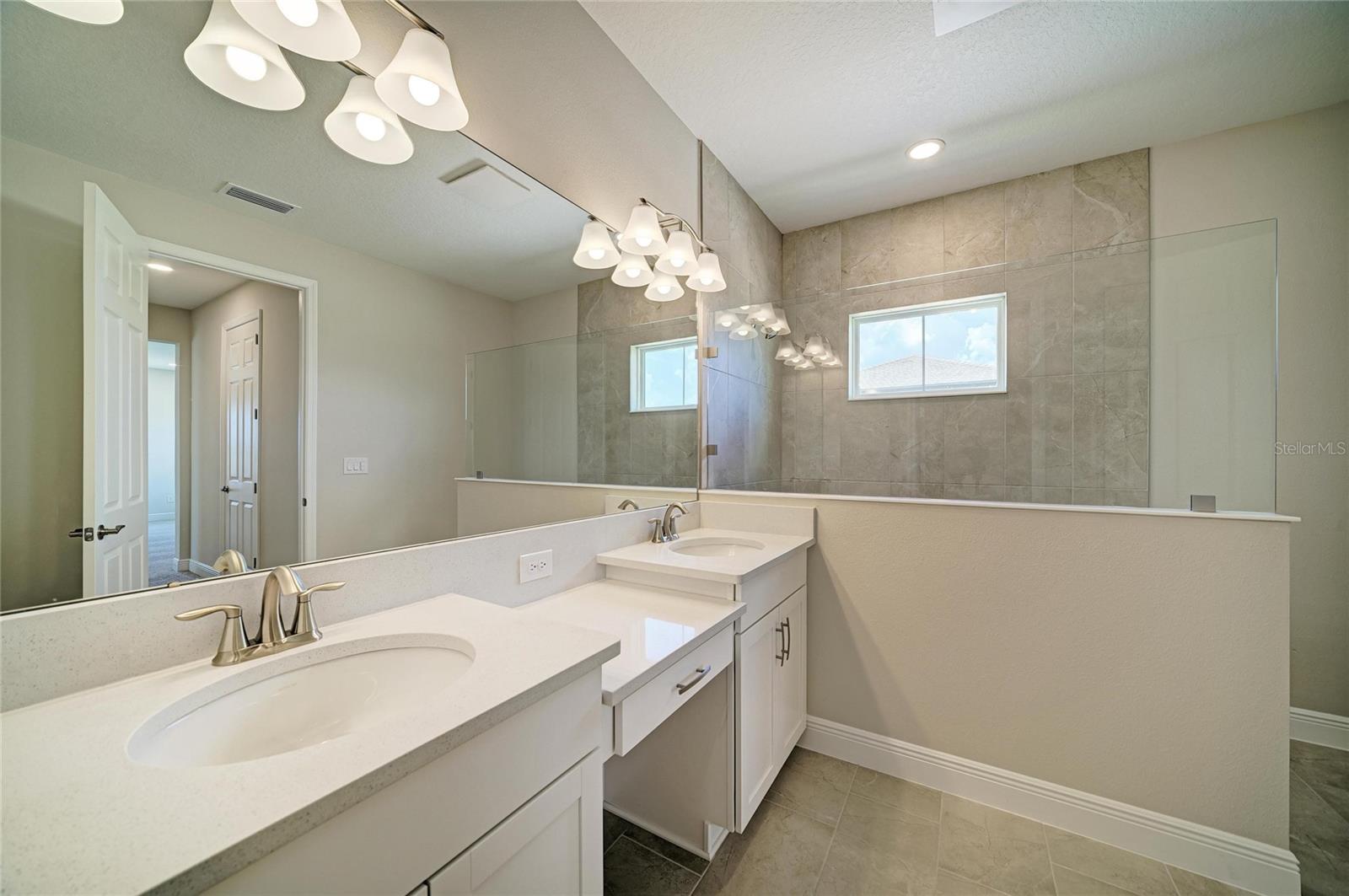 9806 LEAF GREEN LN — photo 7