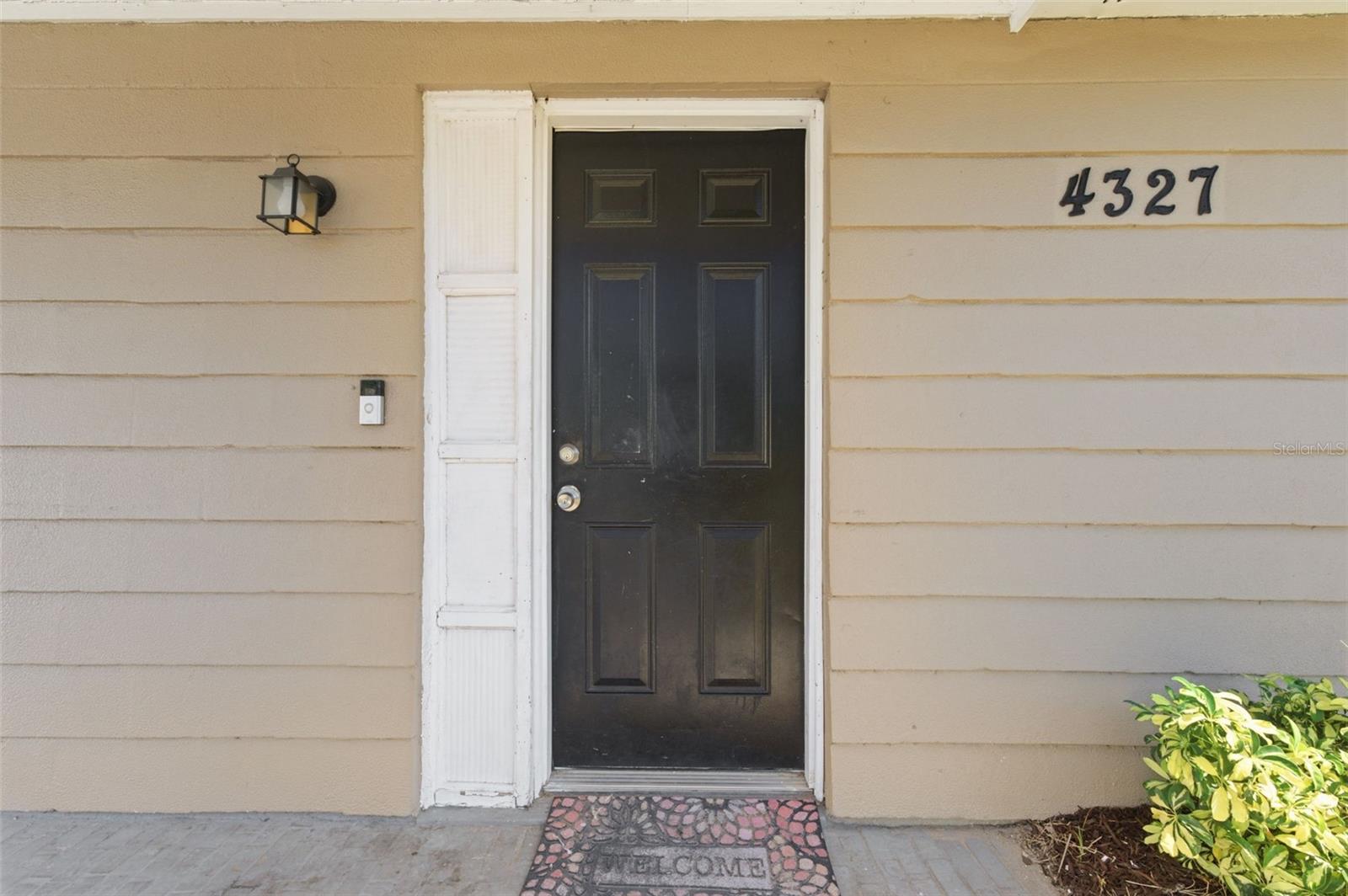 4327 BEACON SQUARE DR — photo 7