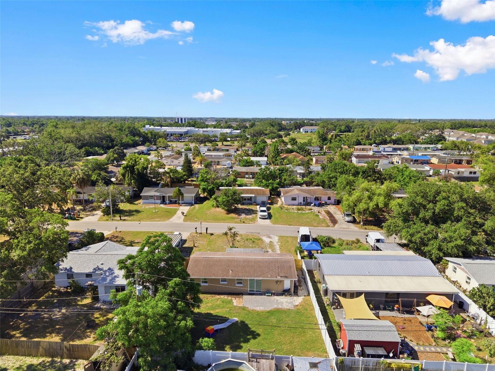 4327 BEACON SQUARE DR — photo 41