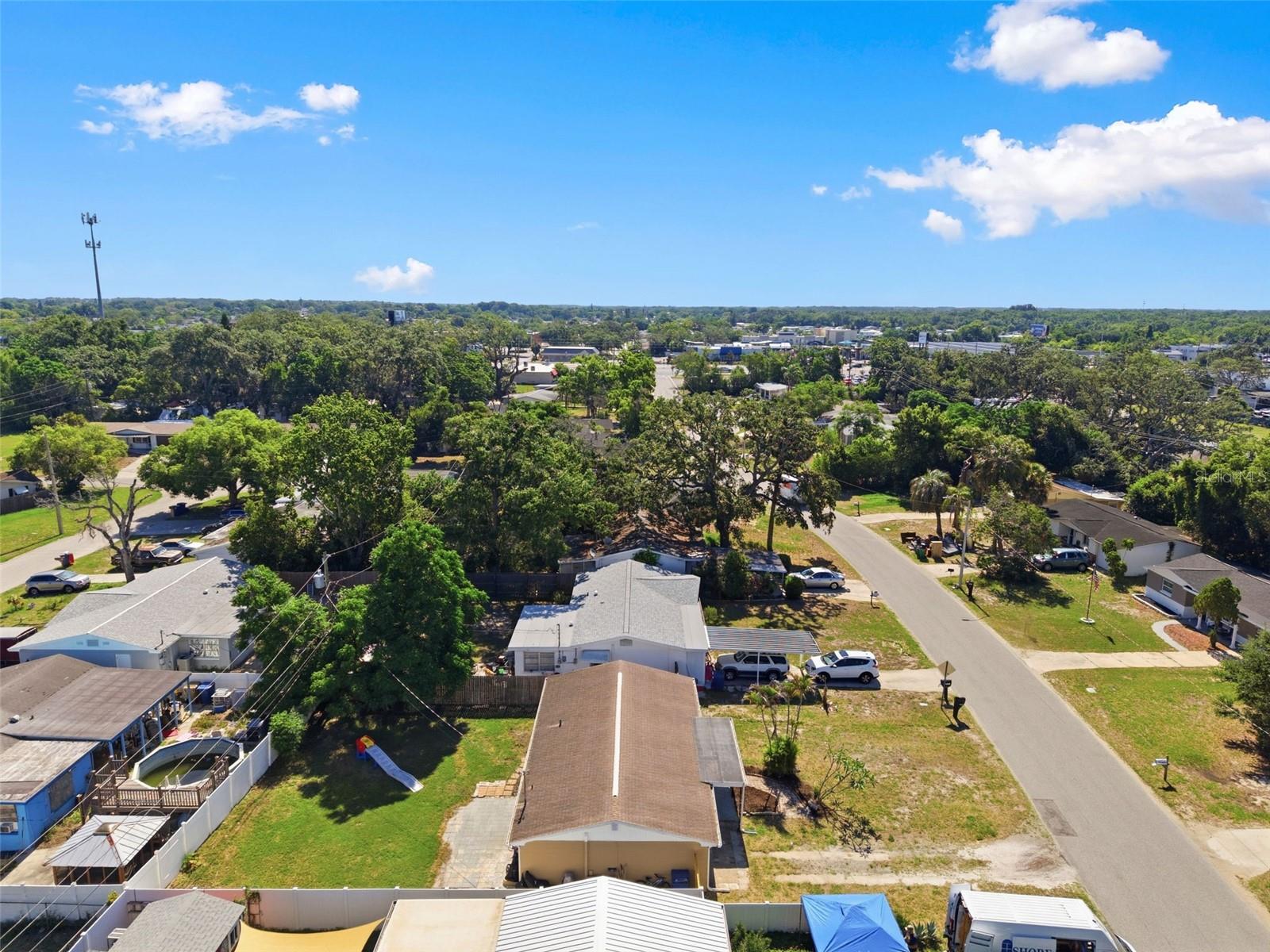 4327 BEACON SQUARE DR — photo 39