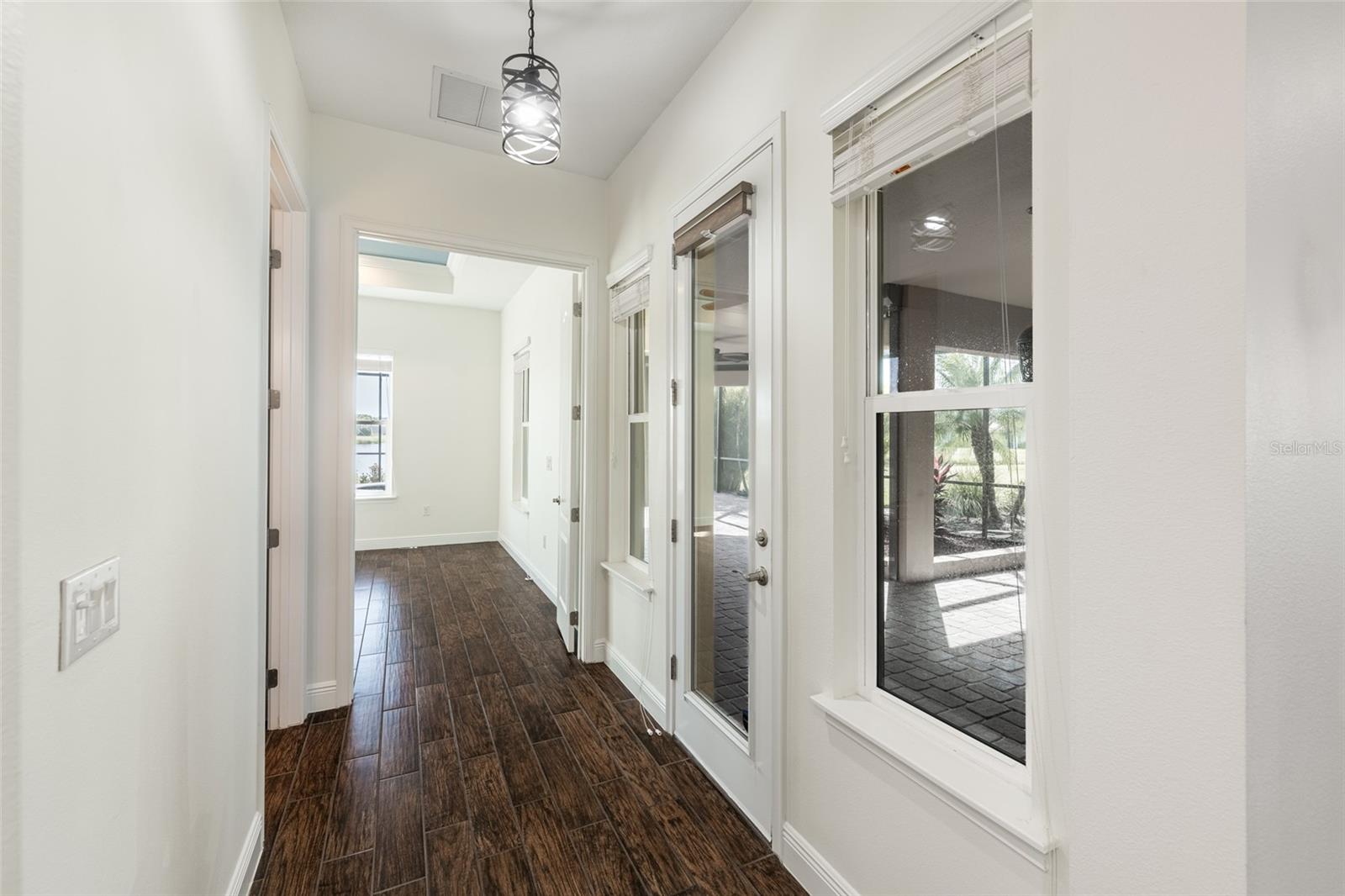 4703 TOBERMORY WAY — photo 20