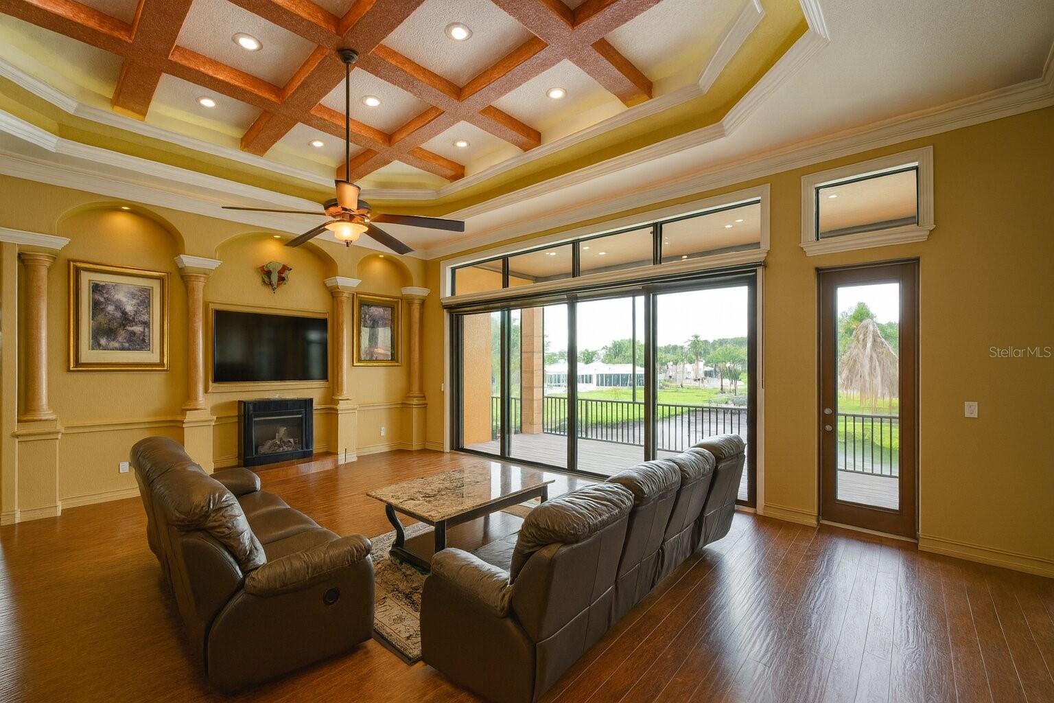 135 TINA ISLAND DR — photo 4
