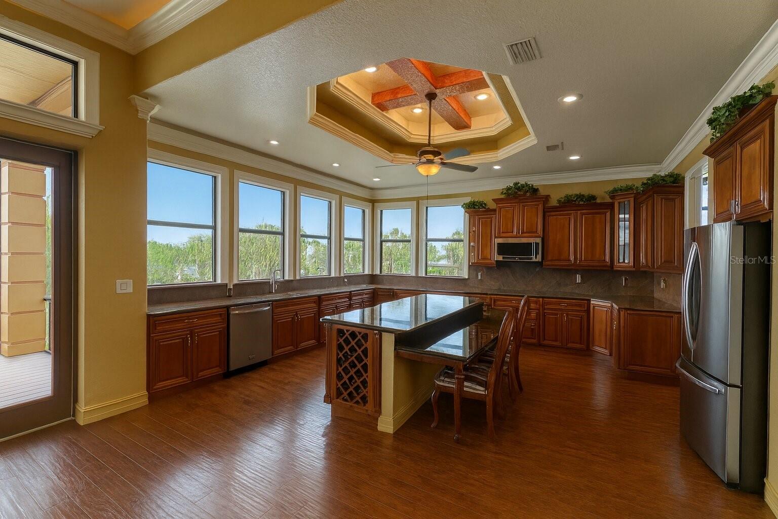 135 TINA ISLAND DR — photo 6