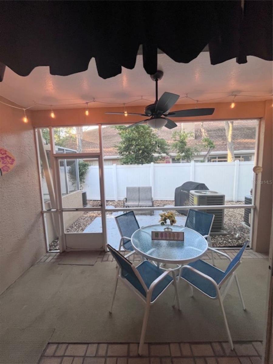 3047 OVERLOOK PL — photo 17