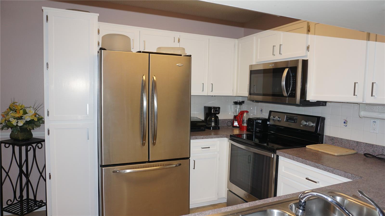 7713 HILLSIDE CT #203 — photo 5