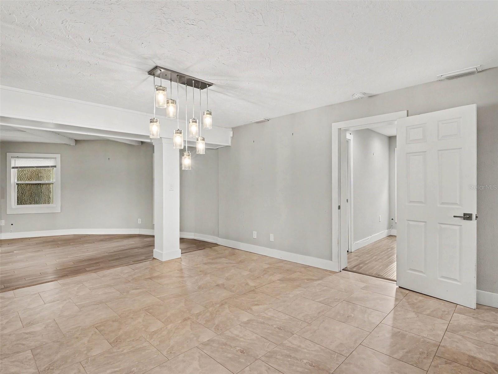 2746 HIBISCUS ST — photo 19