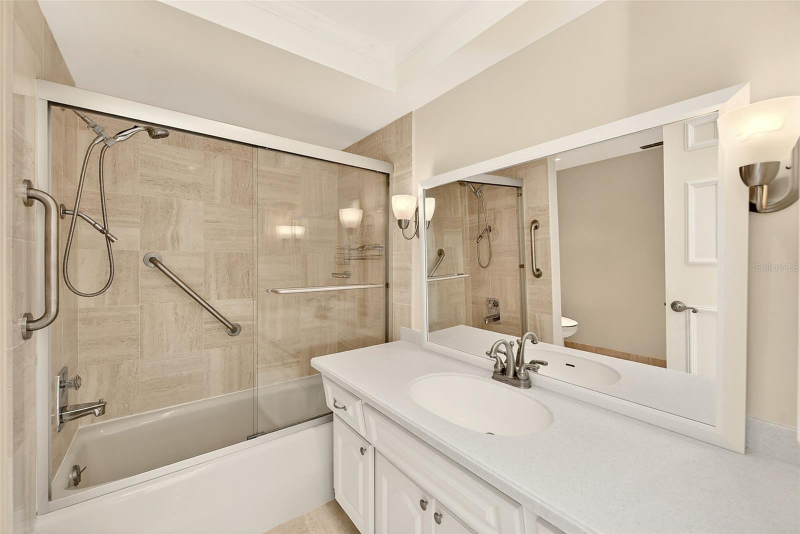 131 BLUFF VIEW DR #401 — photo 25