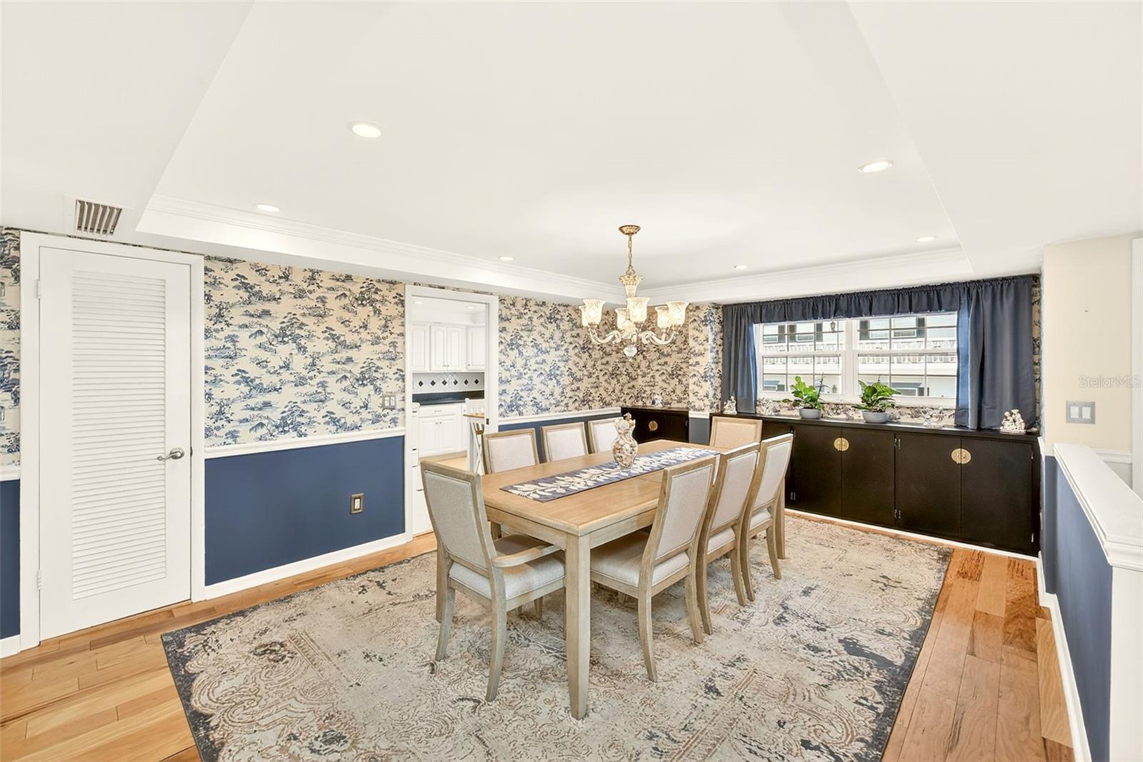 131 BLUFF VIEW DR #401 — photo 5