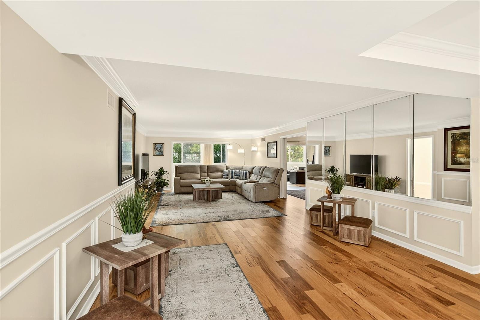 131 BLUFF VIEW DR #401 — photo 8