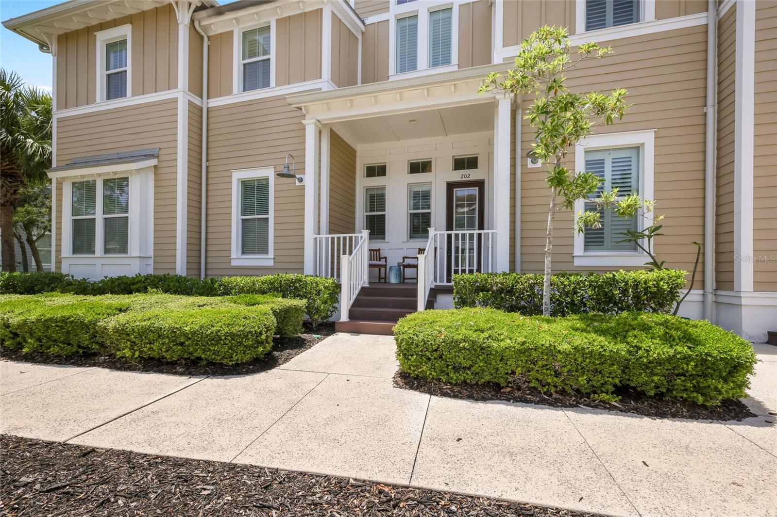 258 SAPPHIRE LAKE DR #202 — photo 3