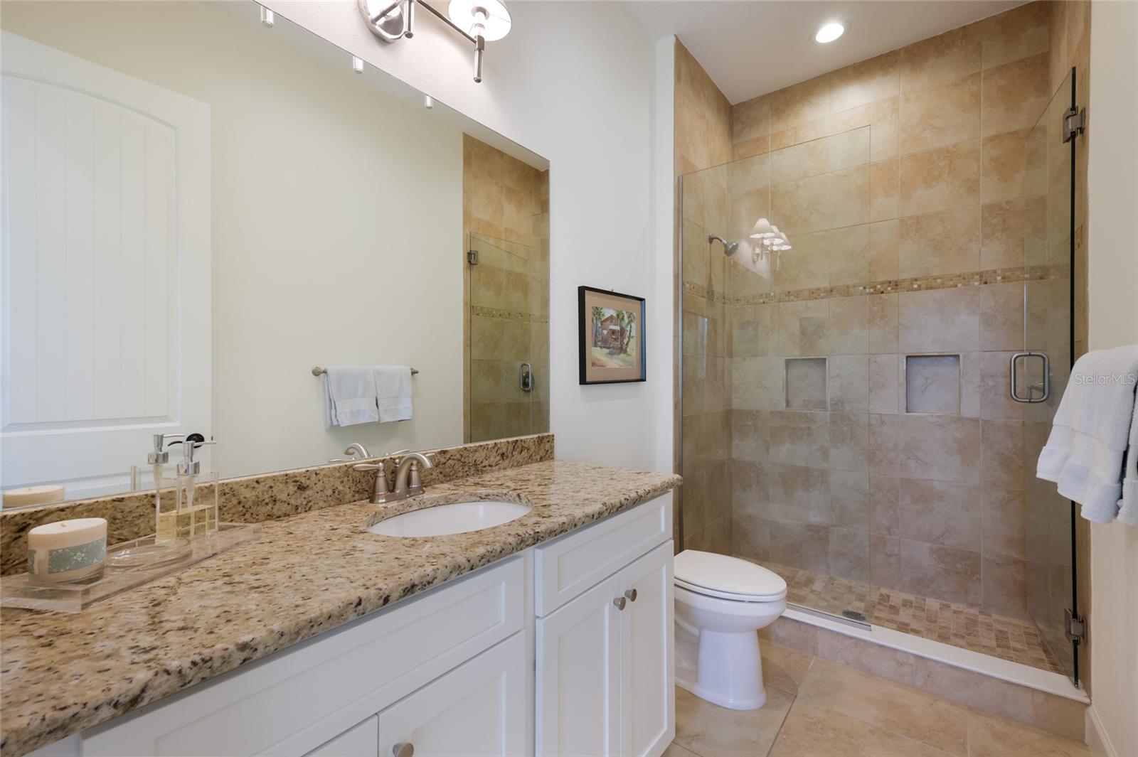 258 SAPPHIRE LAKE DR #202 — photo 27