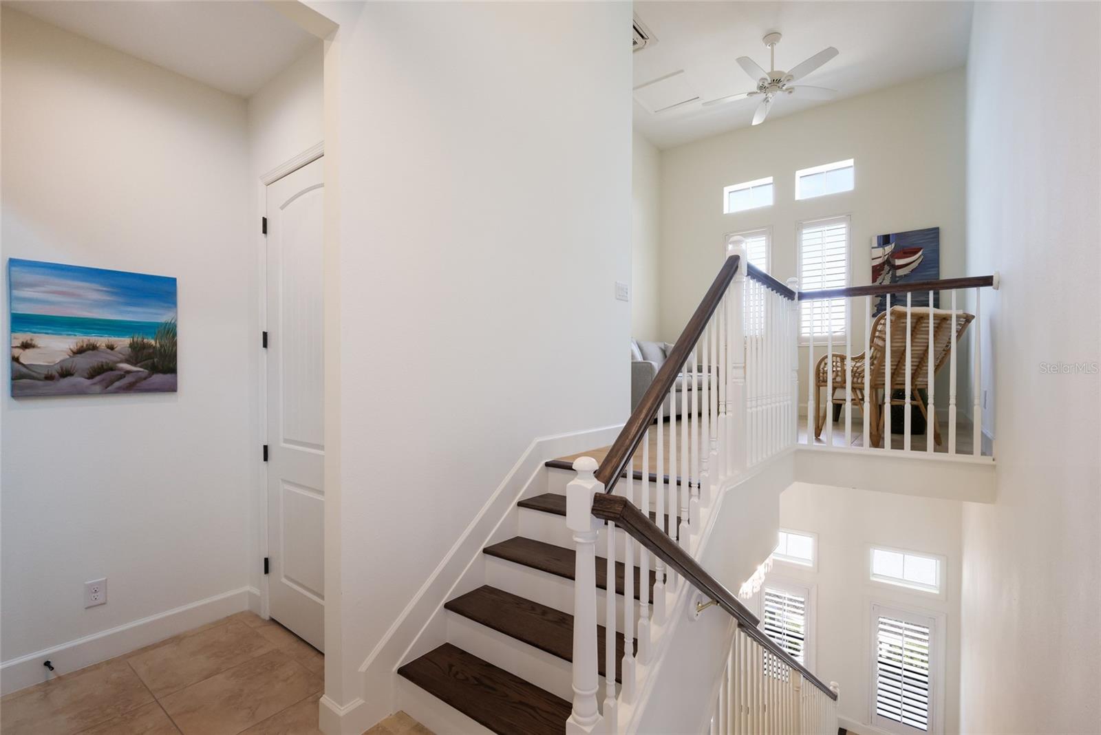 258 SAPPHIRE LAKE DR #202 — photo 24