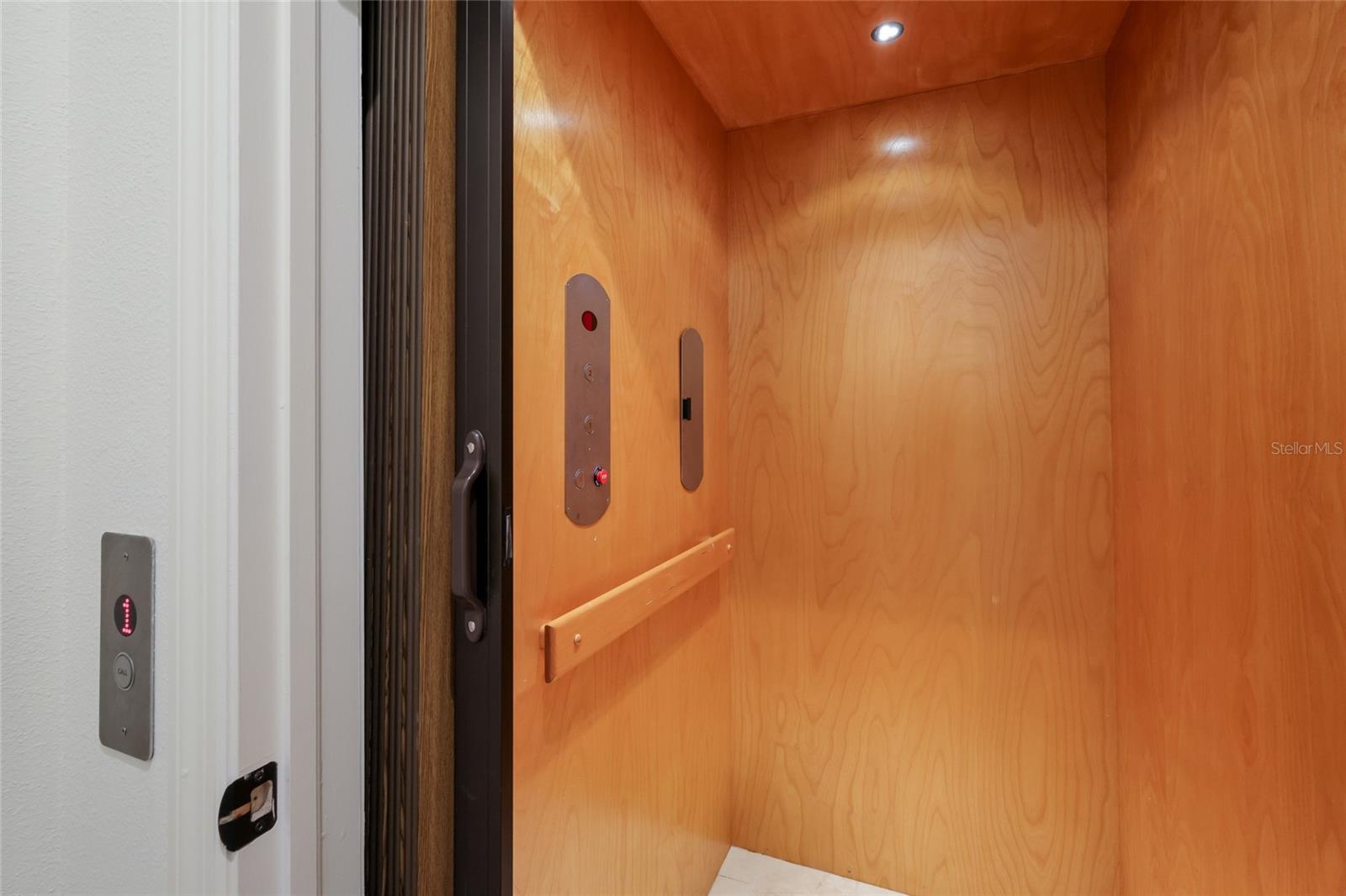 258 SAPPHIRE LAKE DR #202 — photo 7