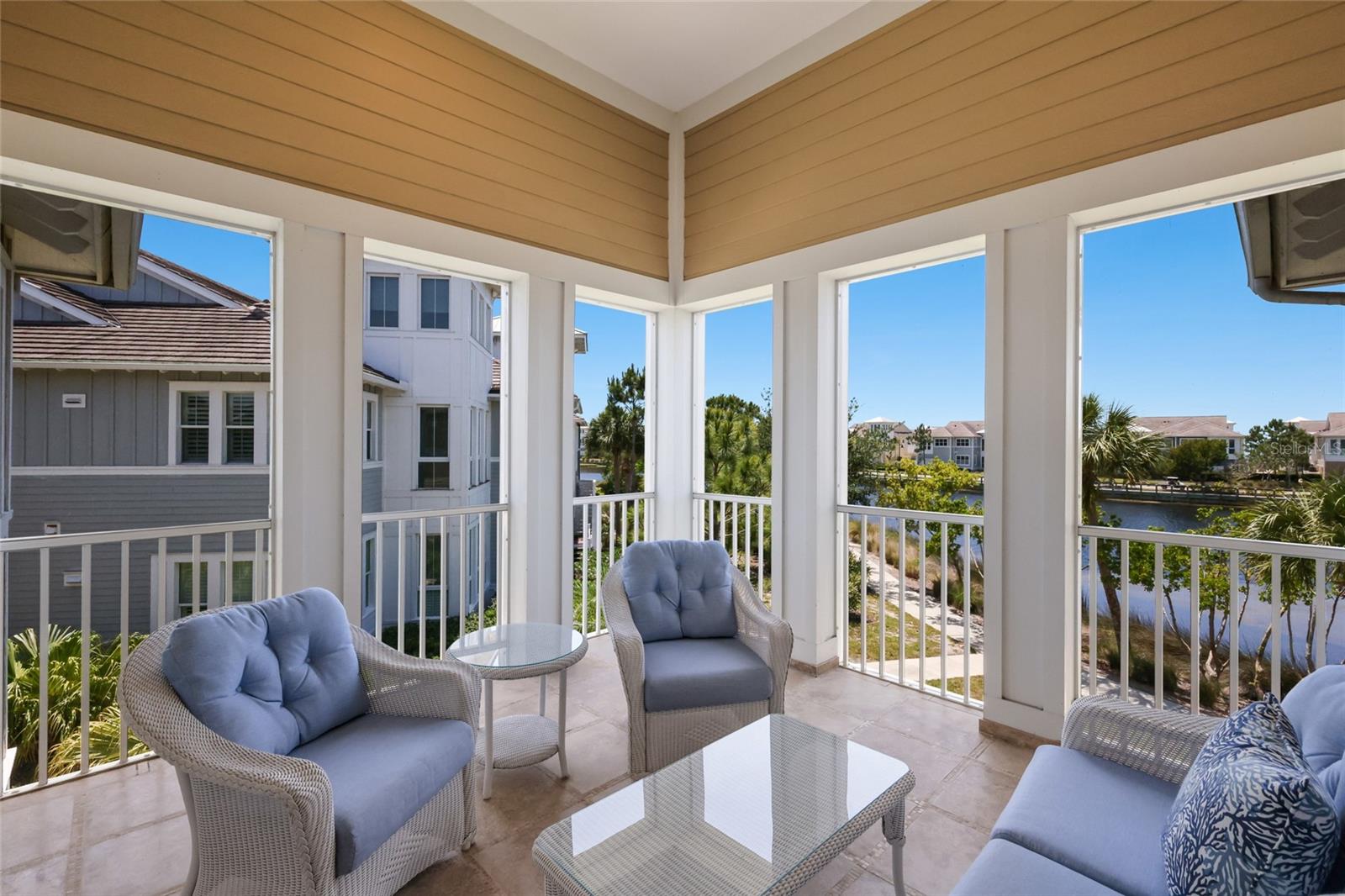 258 SAPPHIRE LAKE DR #202 — photo 30