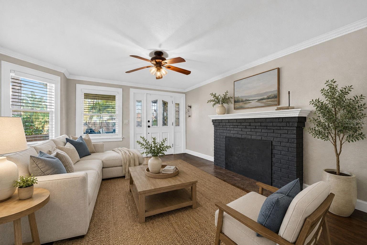 2419 DARTMOUTH AVE N — photo 4