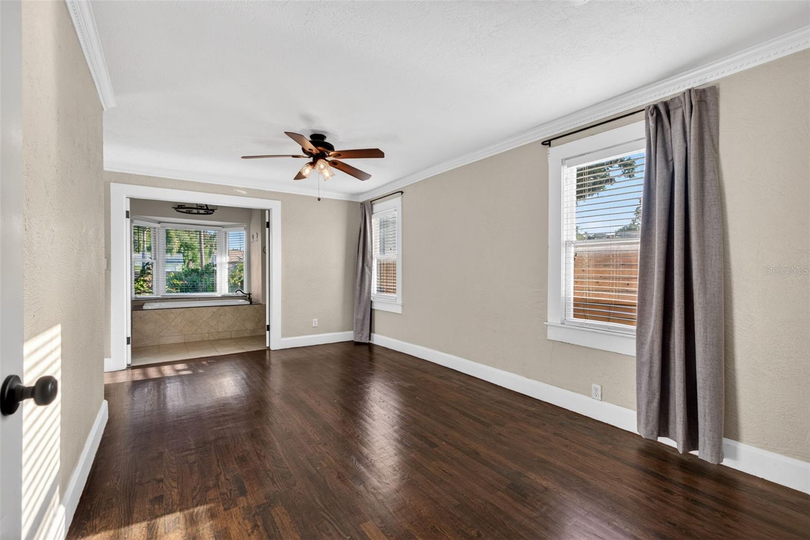 2419 DARTMOUTH AVE N — photo 14