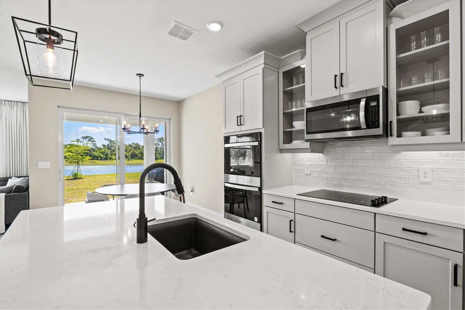 506 SUN CHASER DR — photo 11