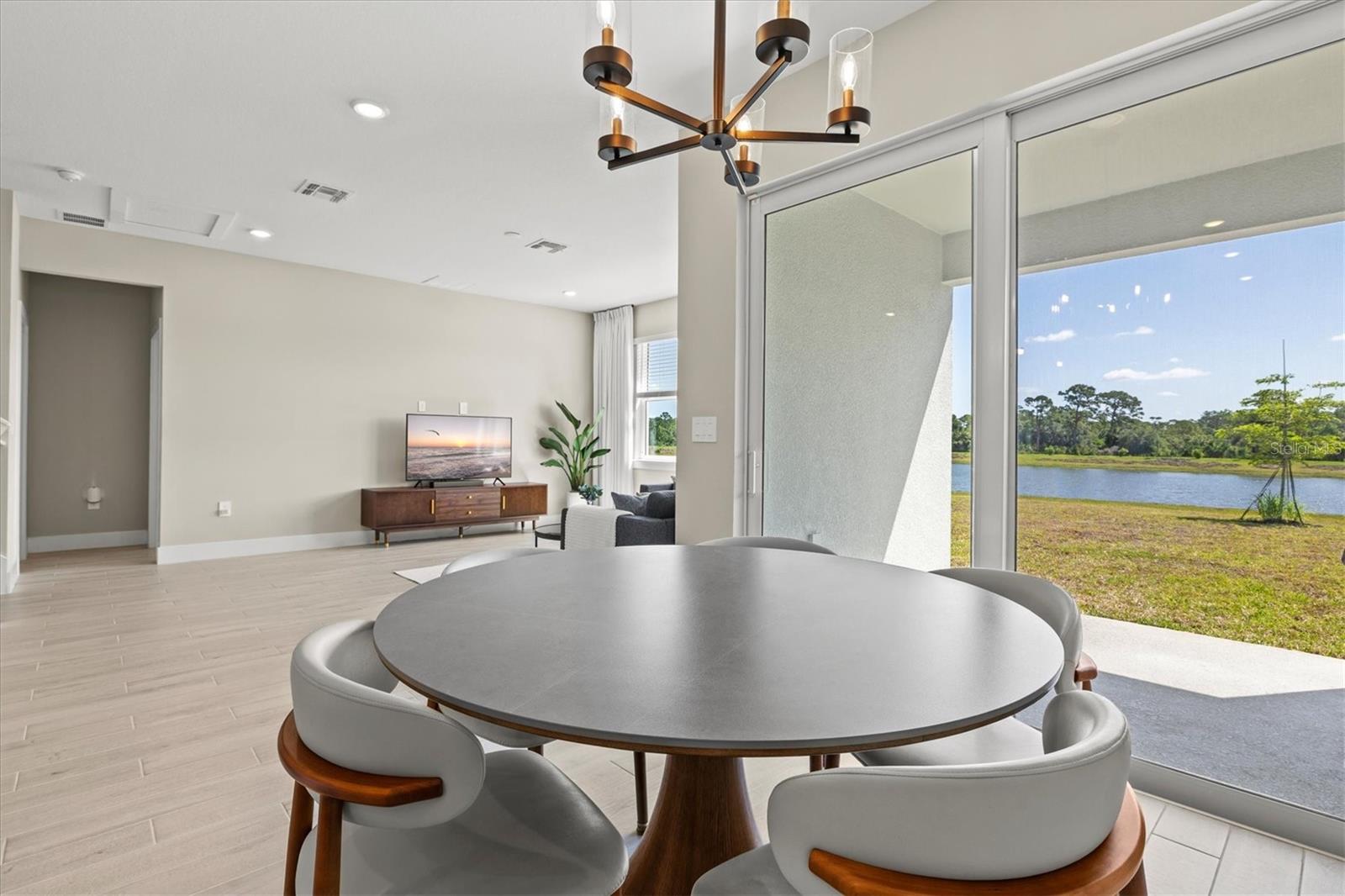 506 SUN CHASER DR — photo 19