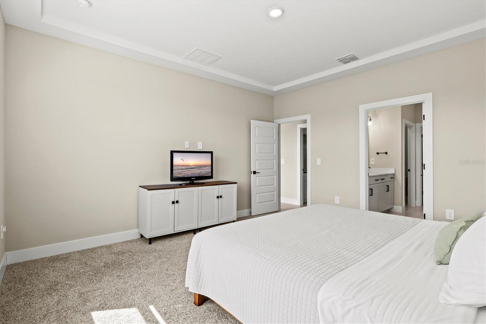 506 SUN CHASER DR — photo 28