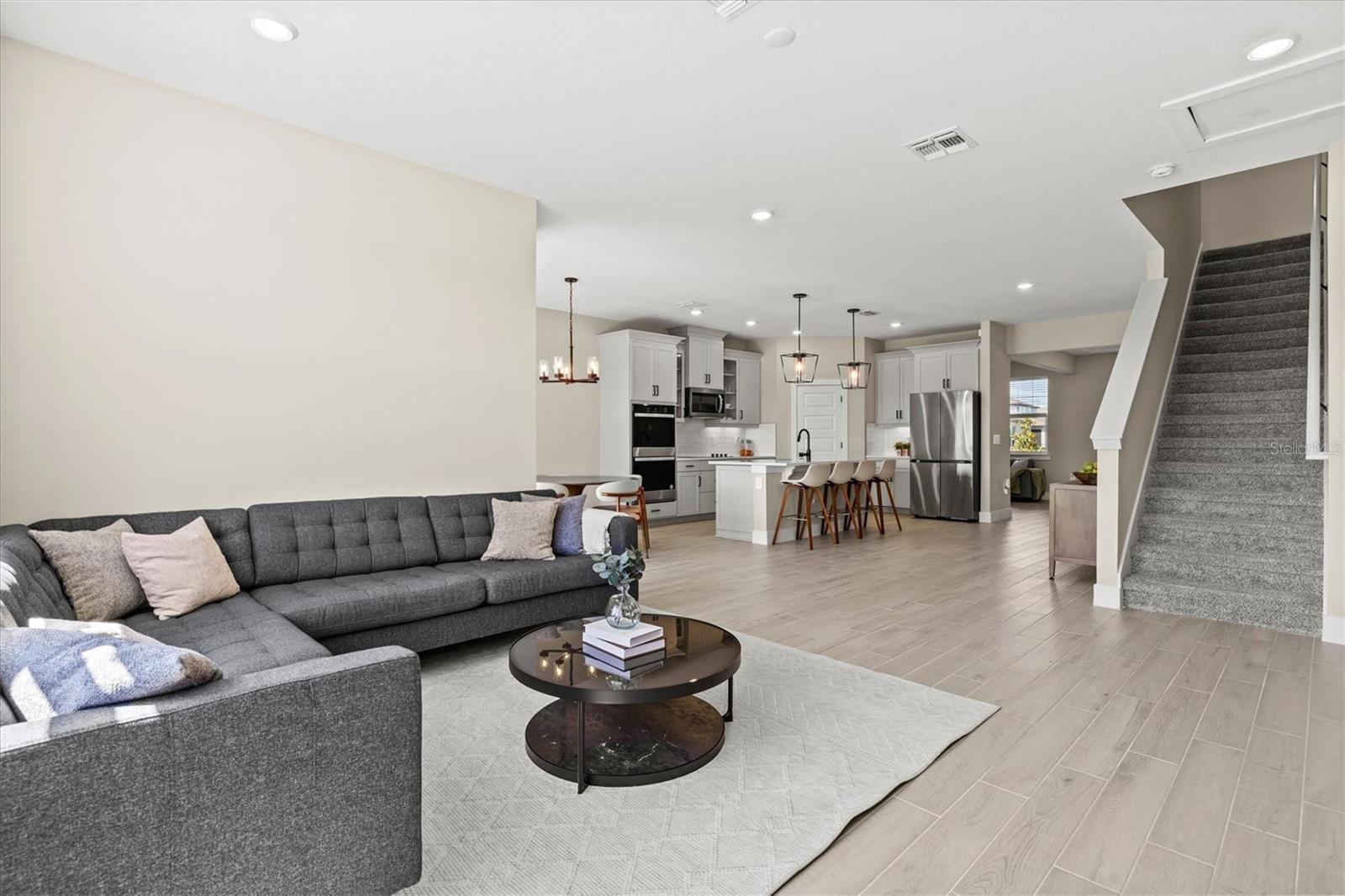 506 SUN CHASER DR — photo 24