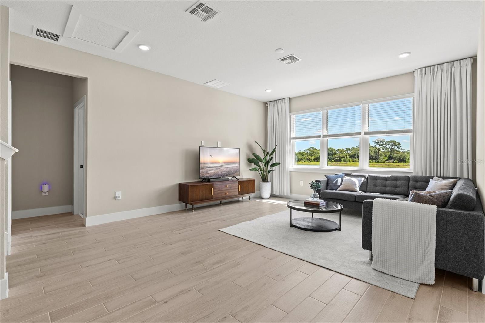 506 SUN CHASER DR — photo 21
