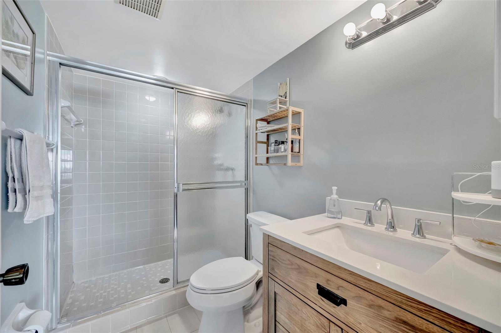 4835 INDEPENDENCE DR — photo 18