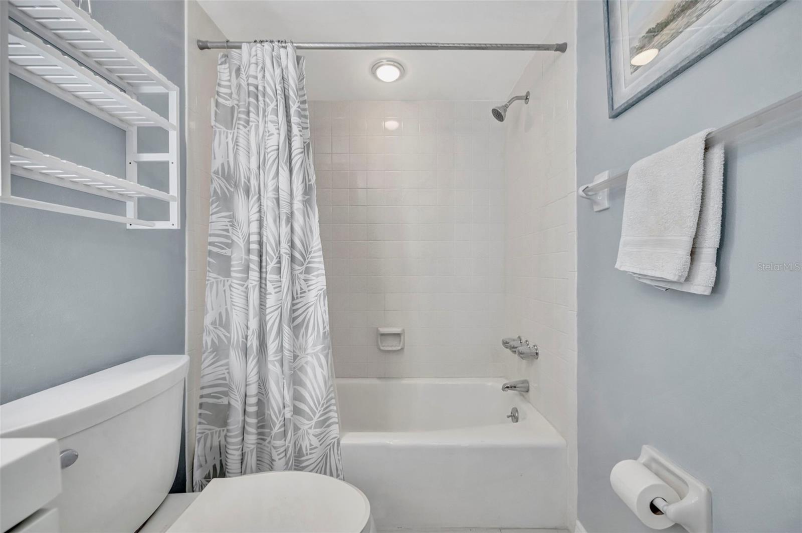 4835 INDEPENDENCE DR — photo 22