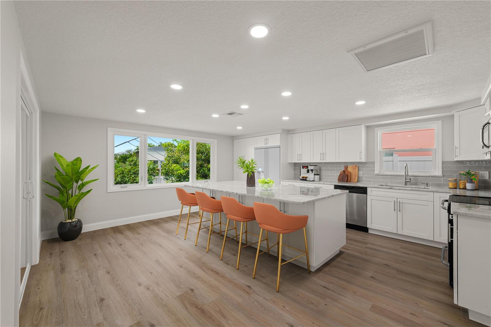 6617 HARBOR DR — photo 4
