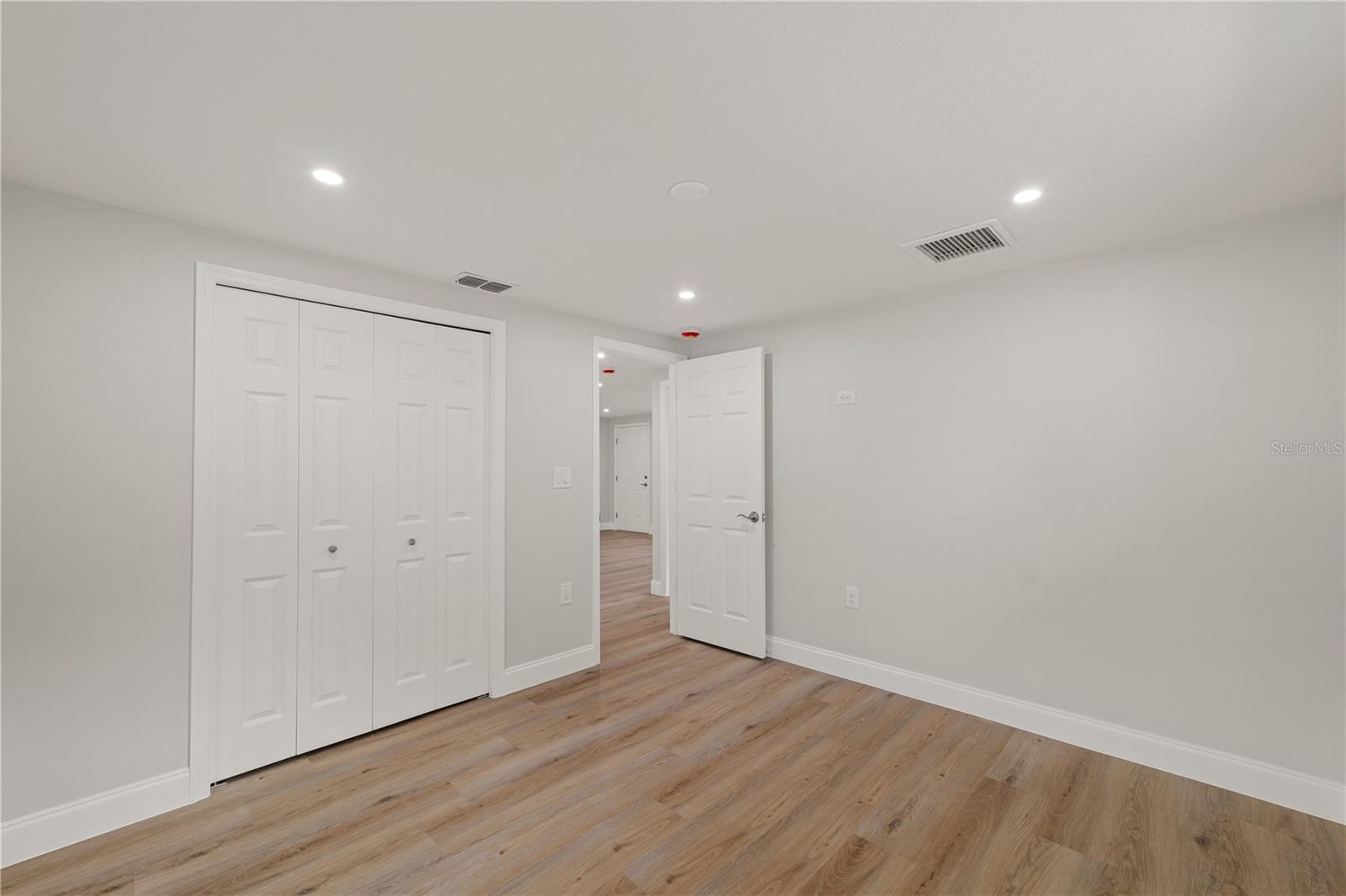 6617 HARBOR DR — photo 21