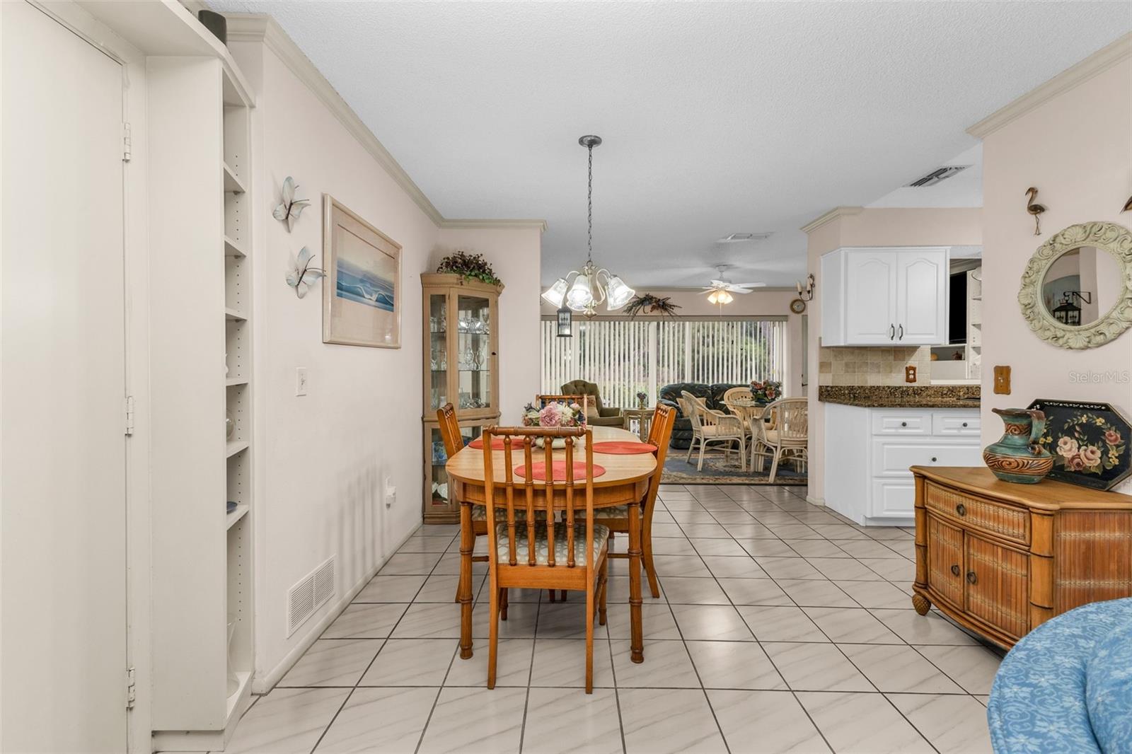 546 CIRCLEWOOD DR #P3-4 — photo 8