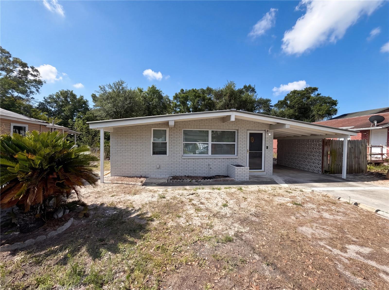 2905 E CHELSEA ST — photo 20