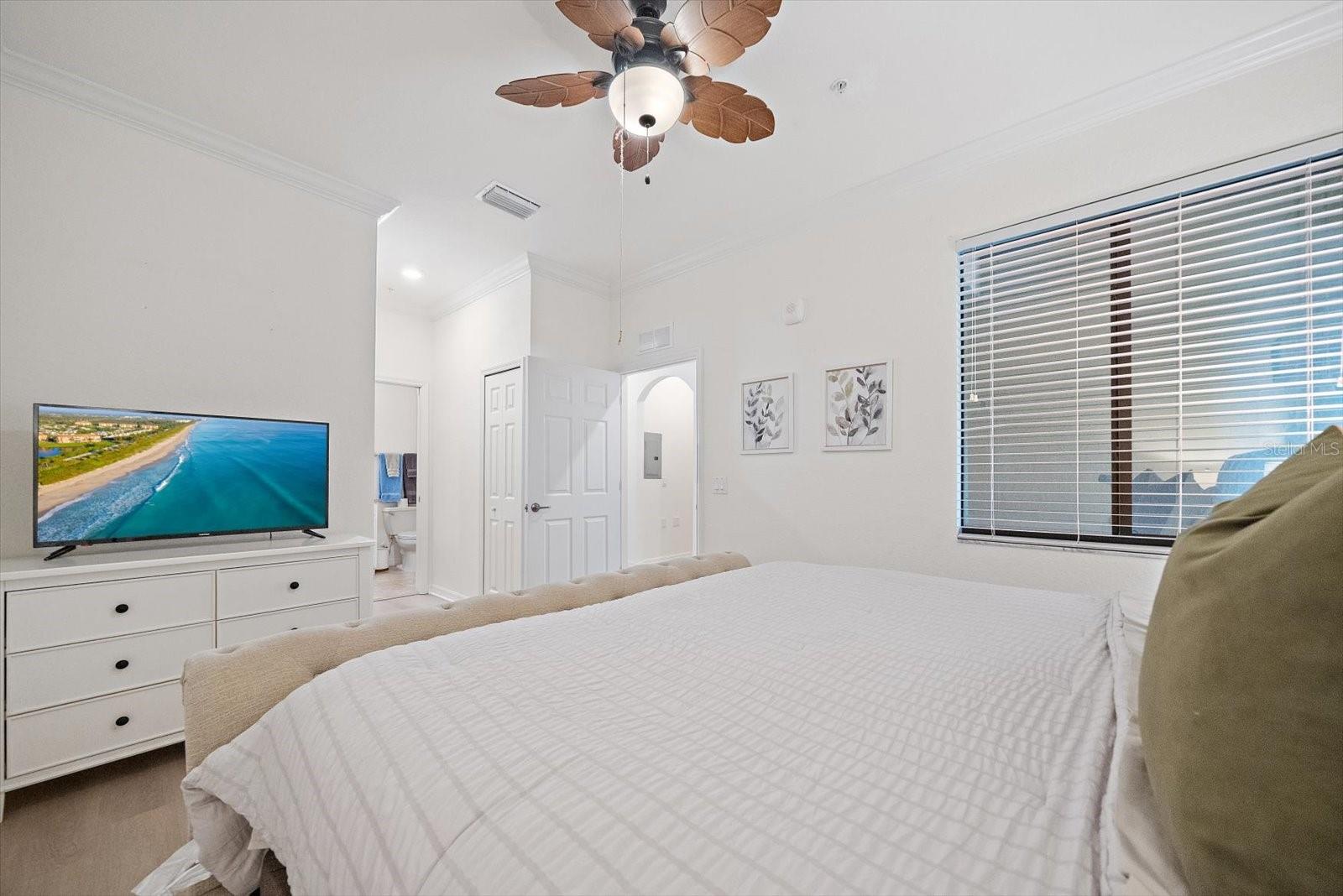 17006 VARDON TER #401 — photo 14