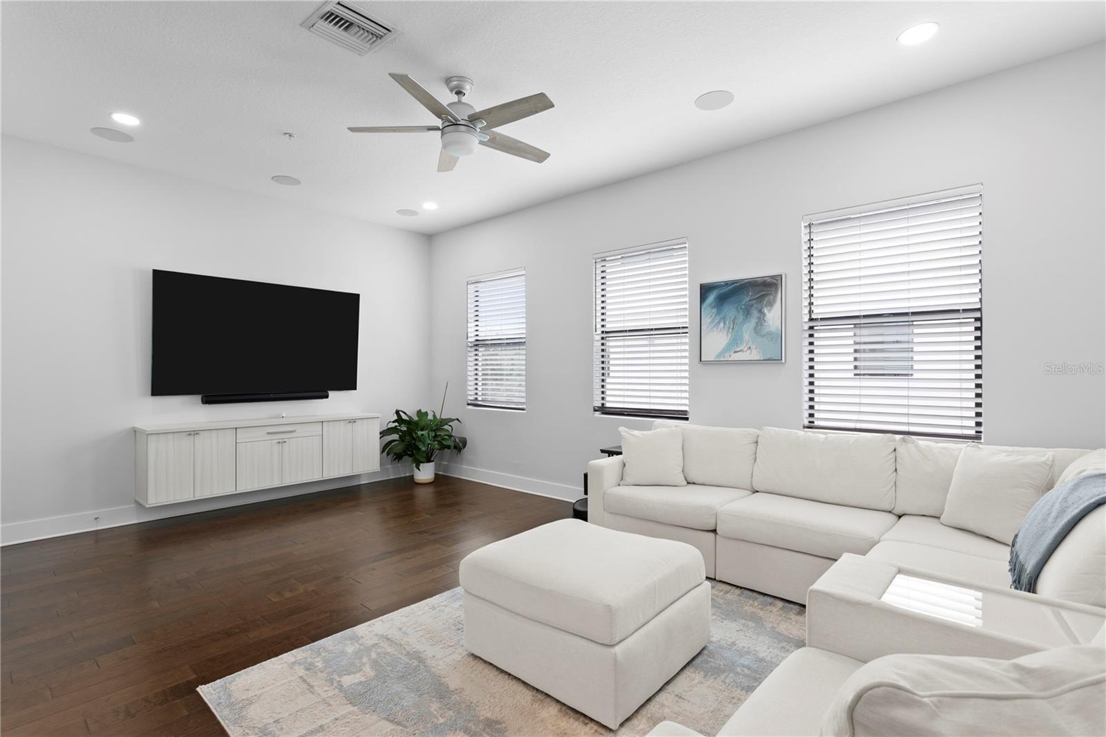 2511 N GRADY AVE #63 — photo 8