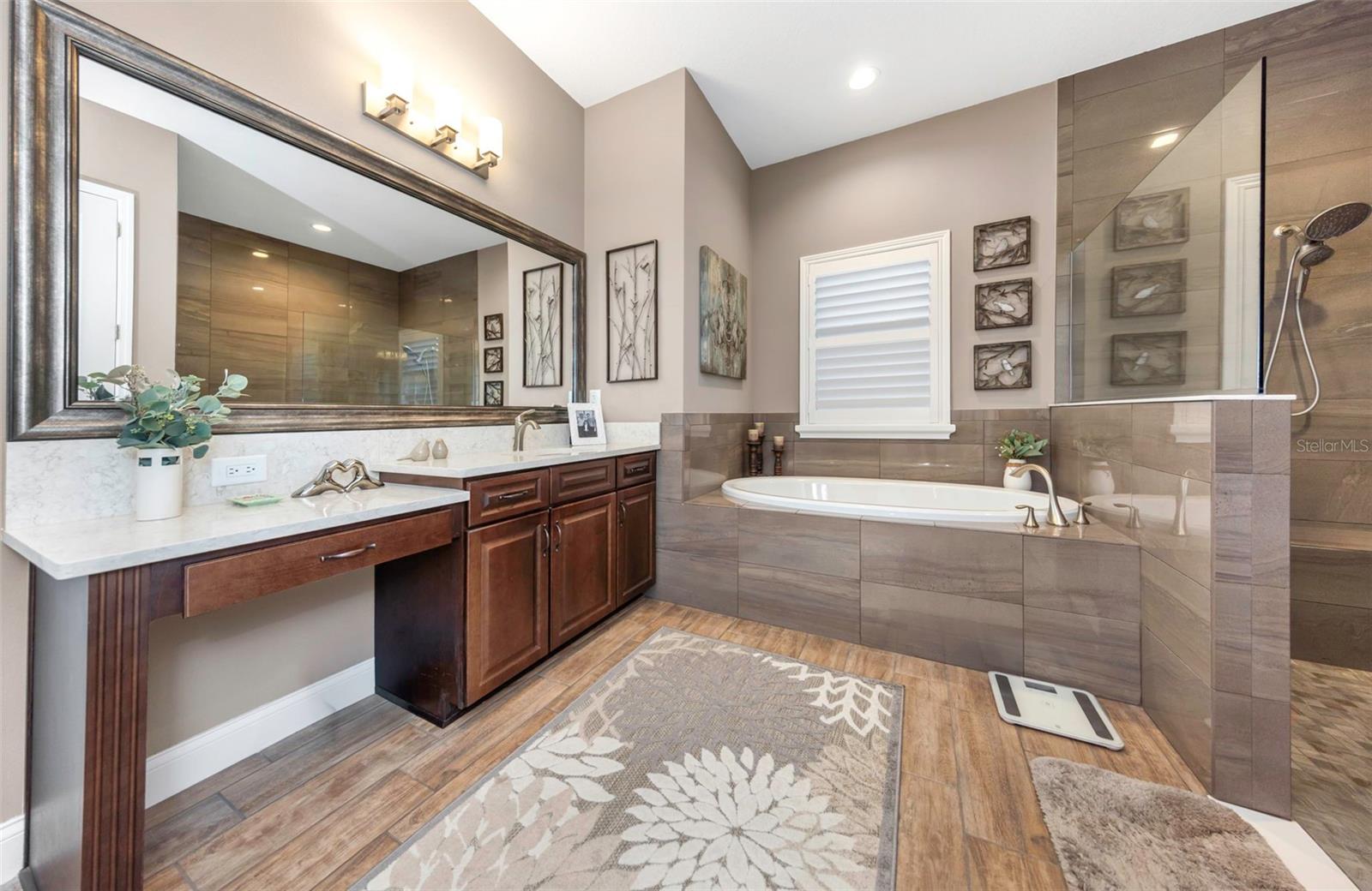 4042 WOODLAND RETREAT BLVD — photo 59